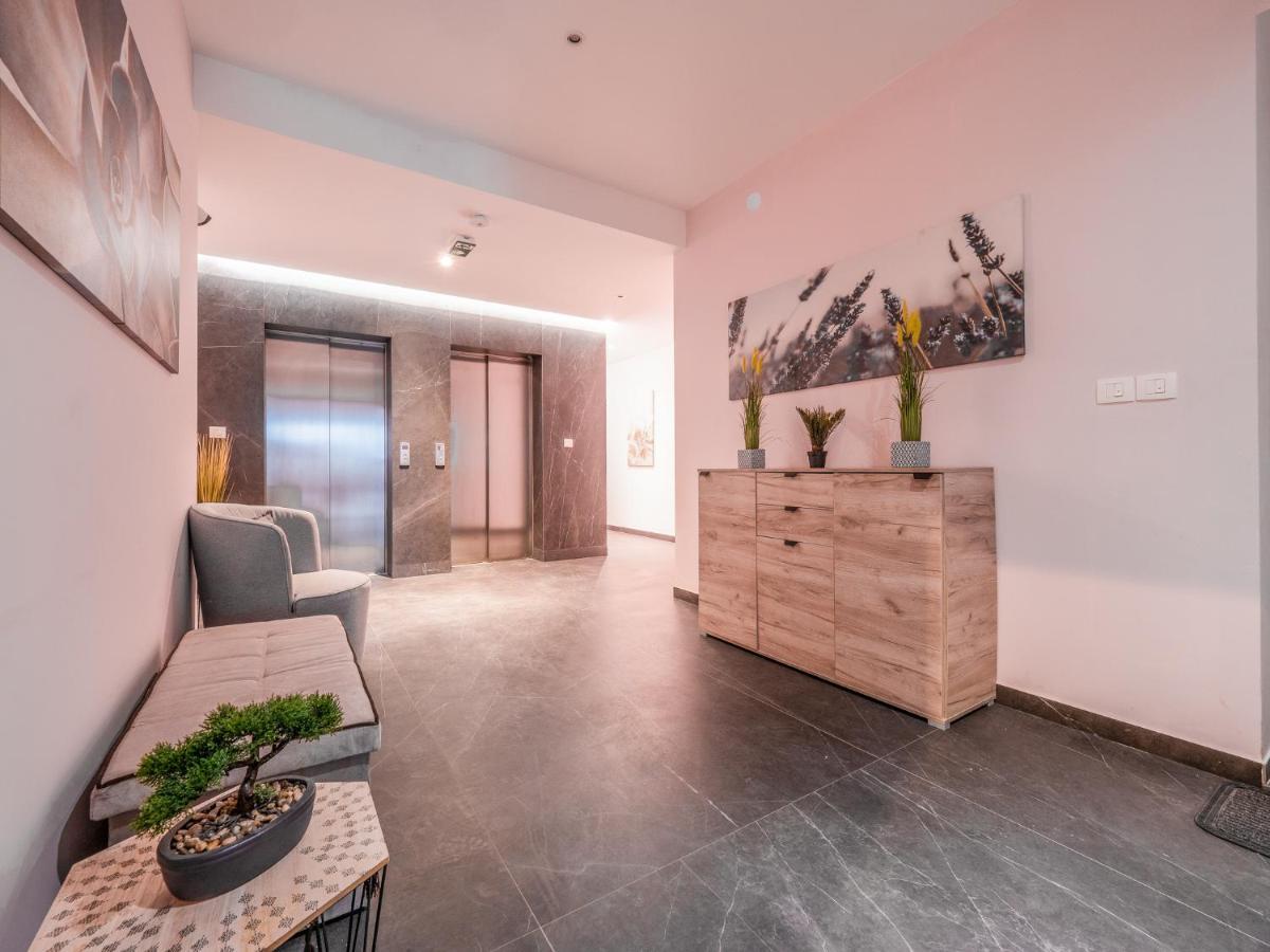 Garden Azure Apartment Budva