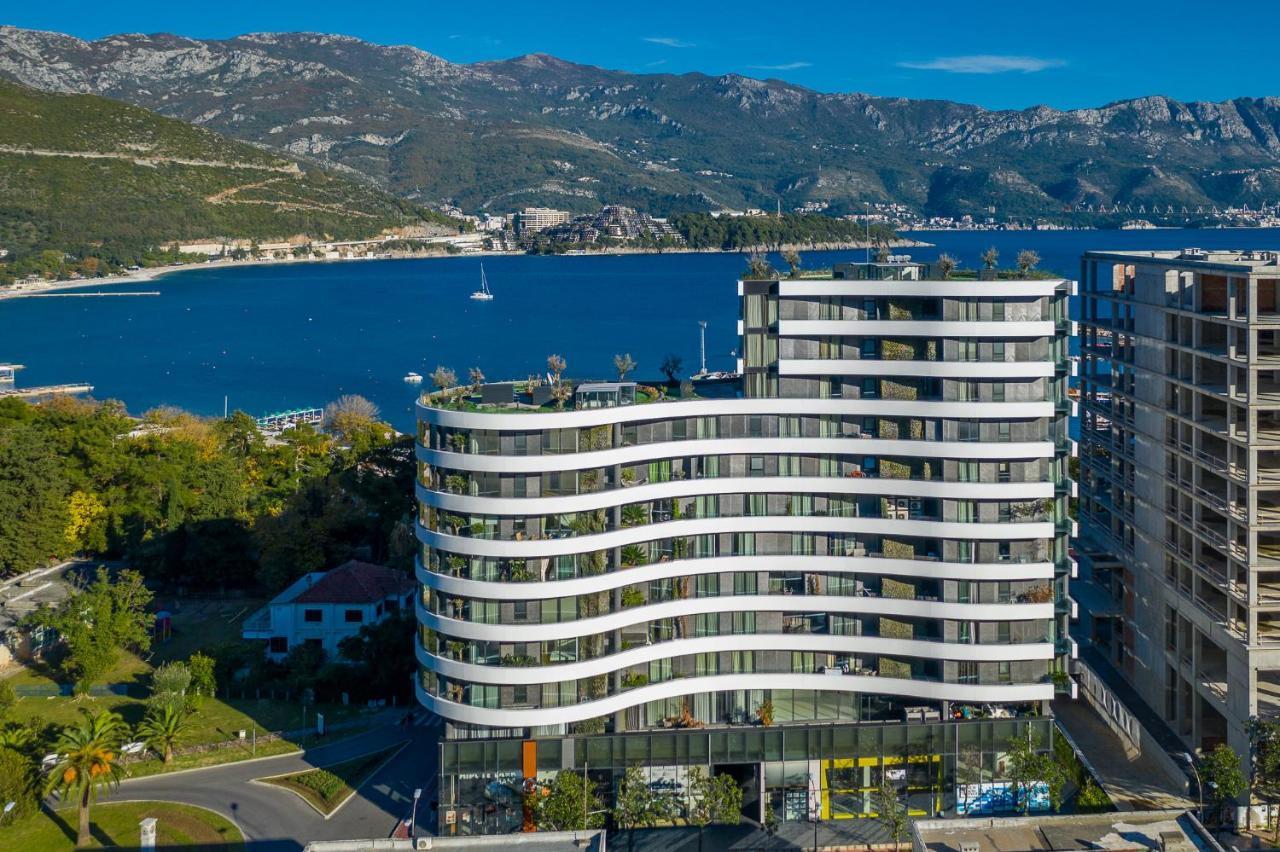 Apartament Garden Azure *