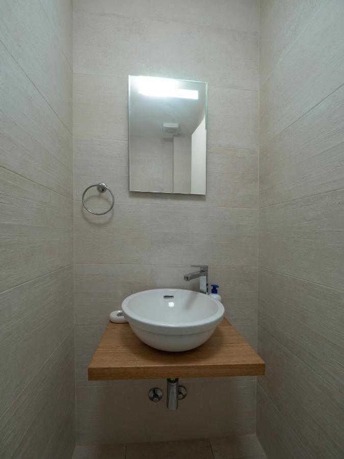 Garden Azure Apartment *